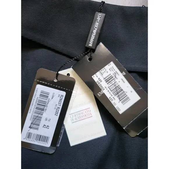 NWT Emporio Armani Black Ribbed Pencil Skirt Size 42 Stretch Knee Length Chic - Picture 5 of 8